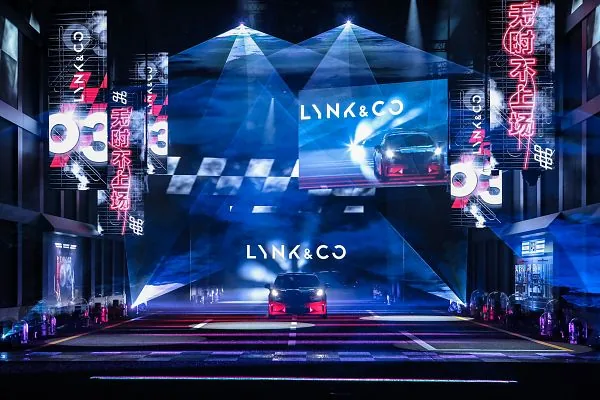 Lynk & Co Tokyo Pop-up · 序厅体验 · 01